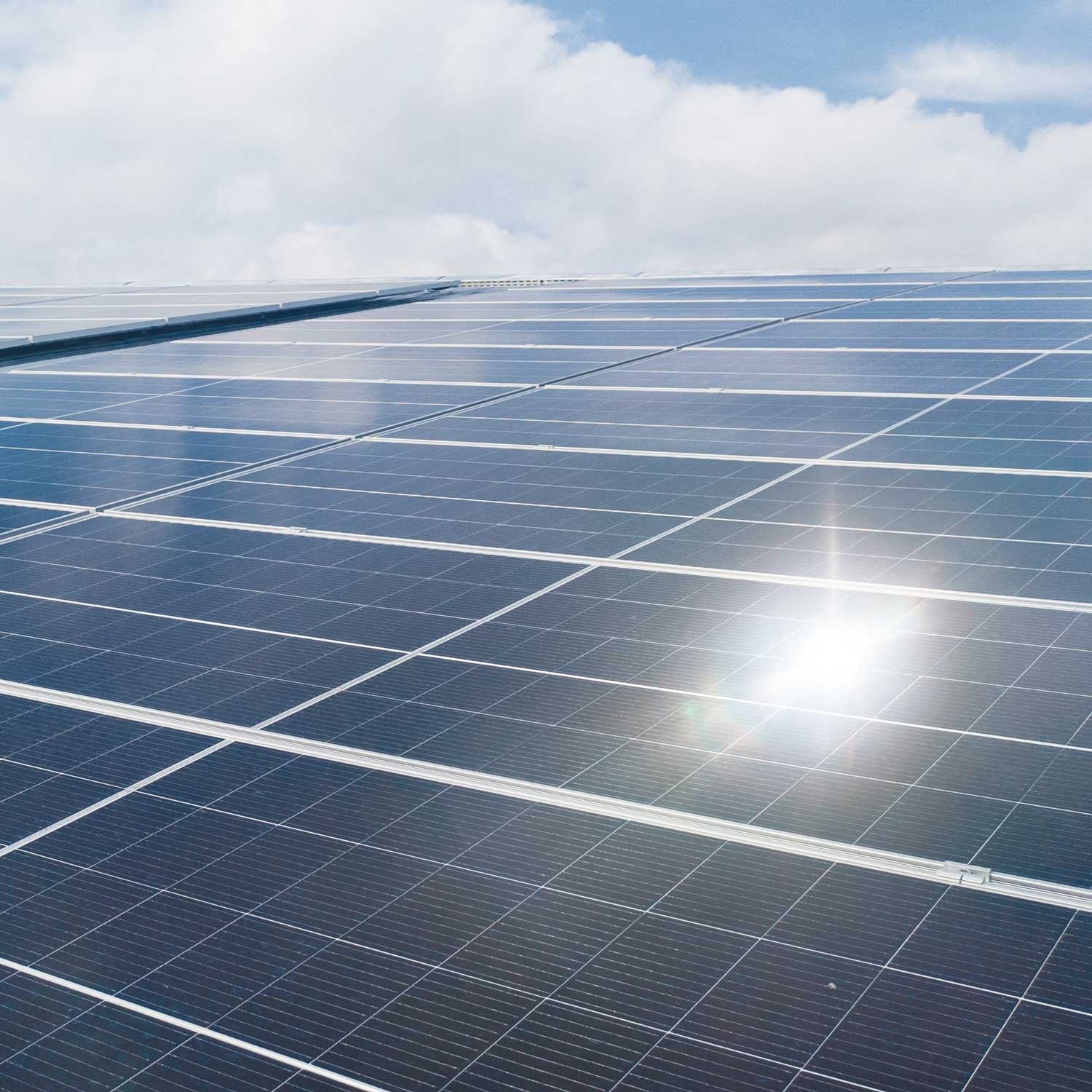 CMS Énergie Solaire - Nos panneaux photovoltaïques : Panneaux à couche mince